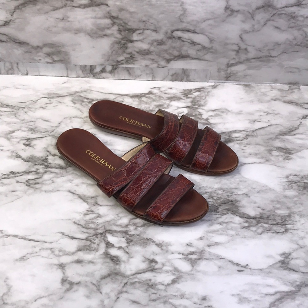 COLE HAAN BROWN LEATHER MOC CROC STRAPPY FLAT Sandals Slides WOMEN SZ 6.5B ITALY - Picture 5 of 16